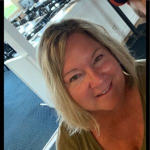 Meet your Posher, Christine